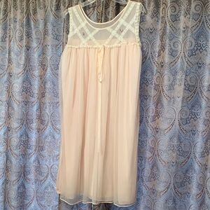 Blush Vintage Sleeveless Chemise